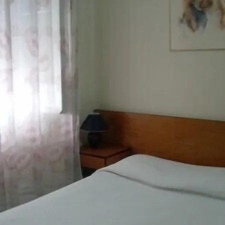 D. Carlos Residencial Pensjonat Caldas Da Rainha