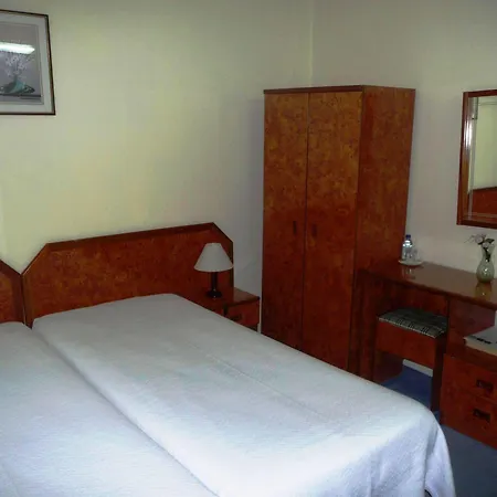 D. Carlos Residencial Gasthof 3*