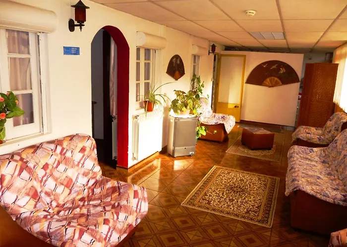 ゲストハウス D. Carlos Residencial 3*