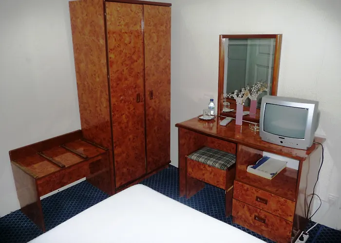 ゲストハウス D. Carlos Residencial 3*