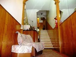 D. Carlos Residencial ゲストハウス 3*