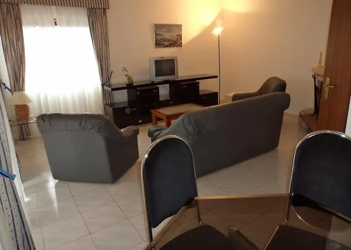 D. Carlos Residencial ゲストハウス